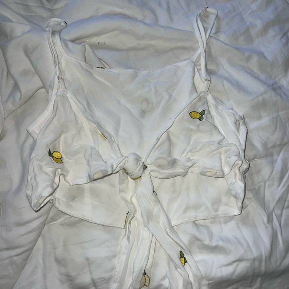 White and yellow lemon tank top with tie in the back - Size M, never worn - Picture 2 of 3